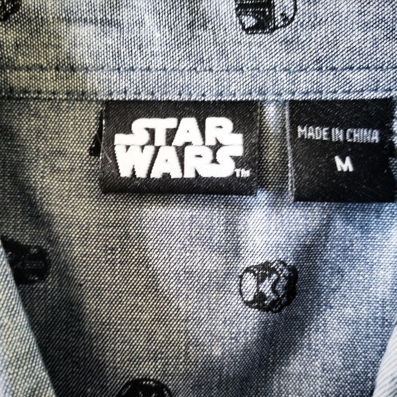 Boy's Star Wars Button Up Shirt - Picture 3 of 3